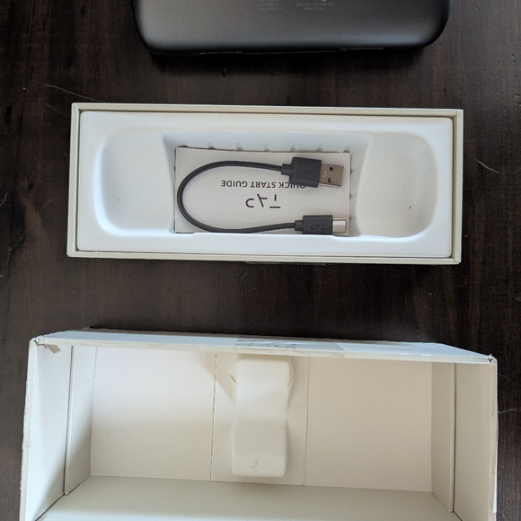 Tap Strap 2 keyboard with 1 broken ring working Size small - Picture 3 of 16